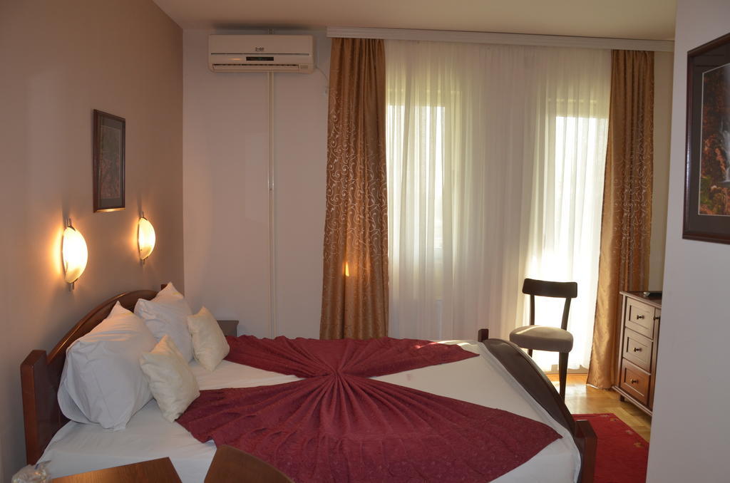 Hotel Dragovic สเมเดเรโว ห้อง รูปภาพ