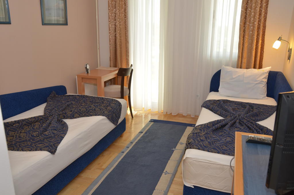 Hotel Dragovic สเมเดเรโว ห้อง รูปภาพ